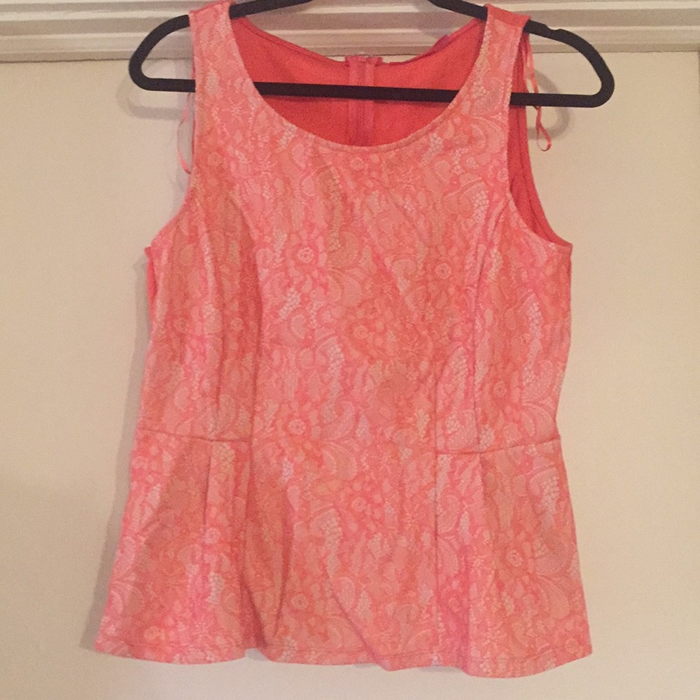 Elle Peplum top